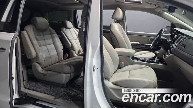 Kia The / новый New Carnival Special, 2019 10