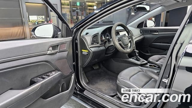Hyundai Avante AD 1.6 GDI Value Plus, 2018 11
