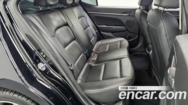 Hyundai Avante AD 1.6 GDI Value Plus, 2018 12