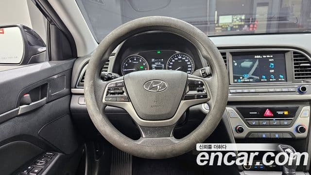 Hyundai Avante AD 1.6 GDI Value Plus, 2018 13