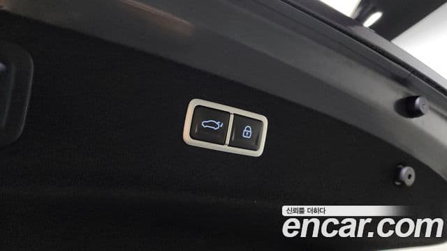 Genesis G80 (RG3) бензин 2.5 турбо AWD, 2022 20