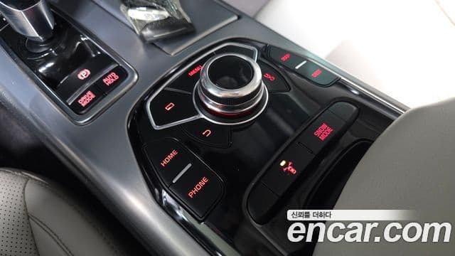 Kia K9 Special, 2013 15