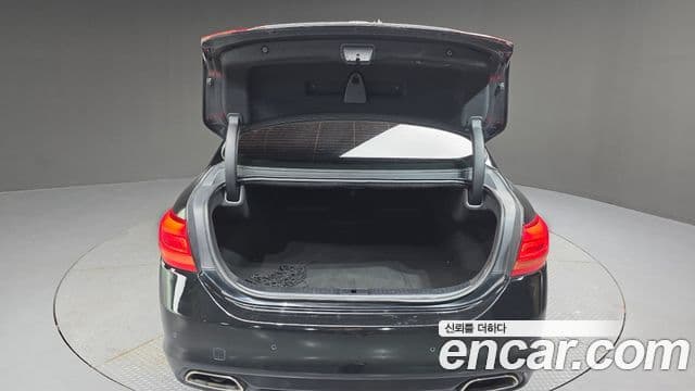 Kia K9 Special, 2013 19