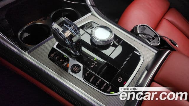 BMW 8시리즈 (G15) 840i xDrive M Sport купе, 2021 9