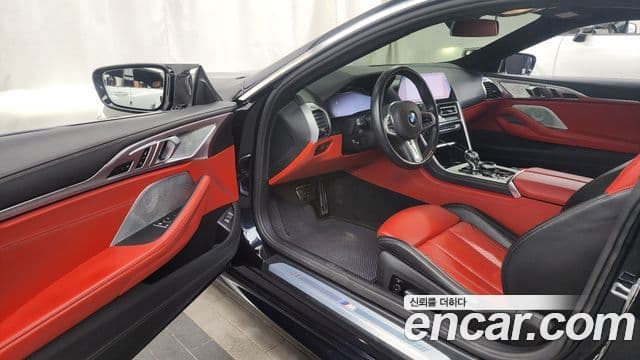 BMW 8시리즈 (G15) 840i xDrive M Sport купе, 2021 10
