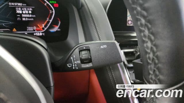 BMW 8시리즈 (G15) 840i xDrive M Sport купе, 2021 18