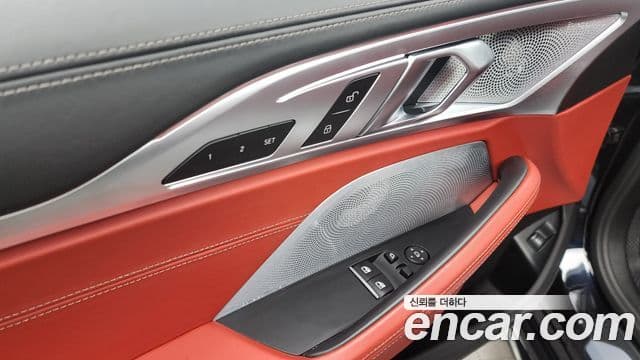 BMW 8시리즈 (G15) 840i xDrive M Sport купе, 2021 19