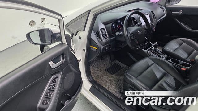 Kia The / новый New K3 Trendy, 2017 11