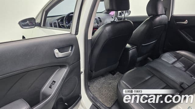 Kia The / новый New K3 Trendy, 2017 19