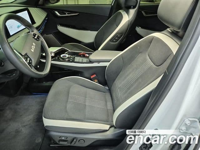 Kia EV6 GT Line, 2023 9