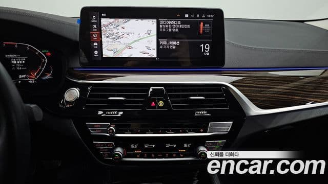 BMW 5시리즈 (G30) Luxury, 2022 14