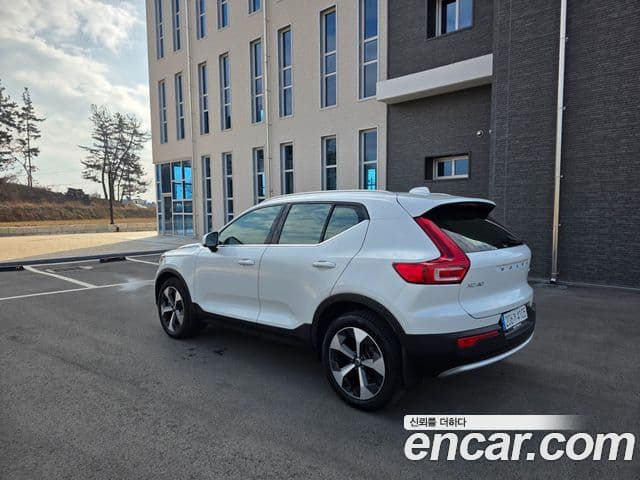 Volvo XC40 B4 Ultimate Bright, 2023 6