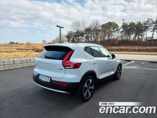 Volvo XC40 B4 Ultimate Bright, 2023 7