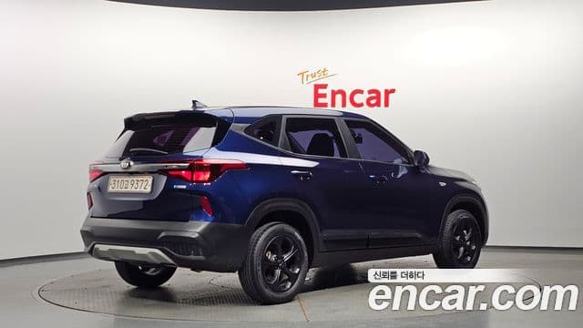 Kia Seltos Trendy, 2020 2