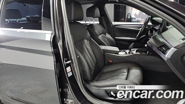 BMW 5시리즈 (G30) 520i M Sport, 2023 10