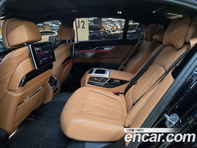 BMW 7시리즈 (G11) M760Li xDrive, 2022 10