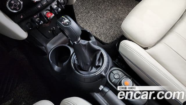 Mini Cooper 3세대, 2015 9