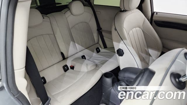 Mini Cooper 3세대, 2015 12