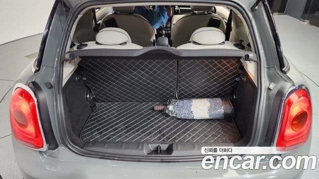 Mini Cooper 3세대, 2015 20