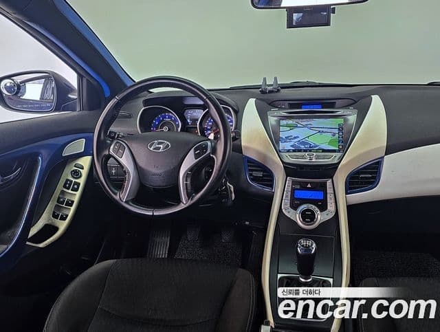 Hyundai Avante MD Luxury, 2012 11