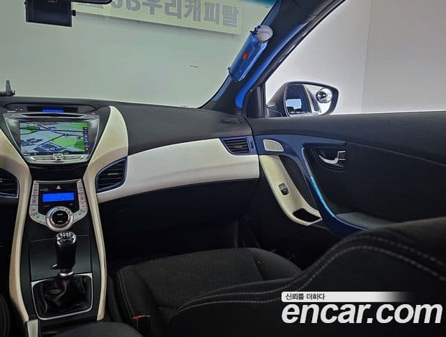 Hyundai Avante MD Luxury, 2012 14