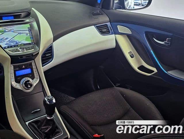 Hyundai Avante MD Luxury, 2012 17