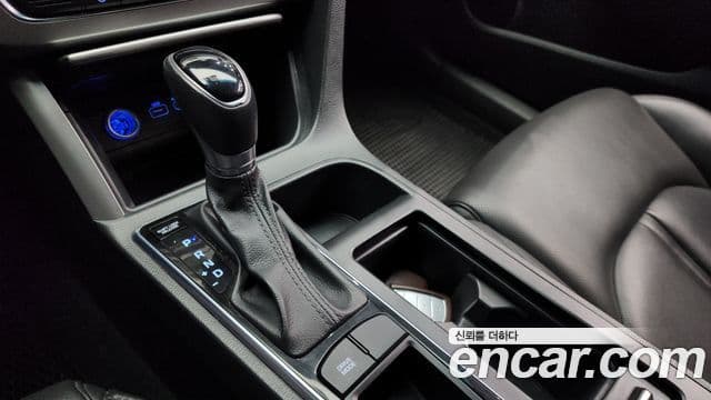 Hyundai LF Sonata 2.0 Smart, 2015 9