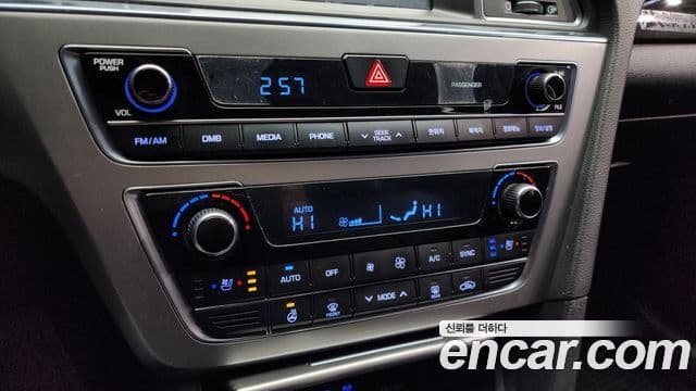 Hyundai LF Sonata 2.0 Smart, 2015 16