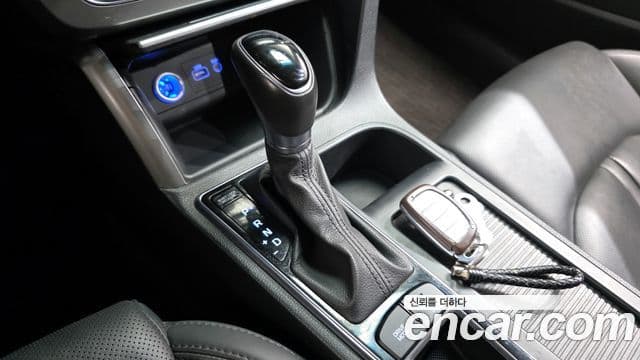 Hyundai LF Sonata 1.7 дизель Smart, 2016 9