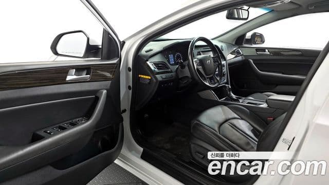 Hyundai LF Sonata 1.7 дизель Smart, 2016 10