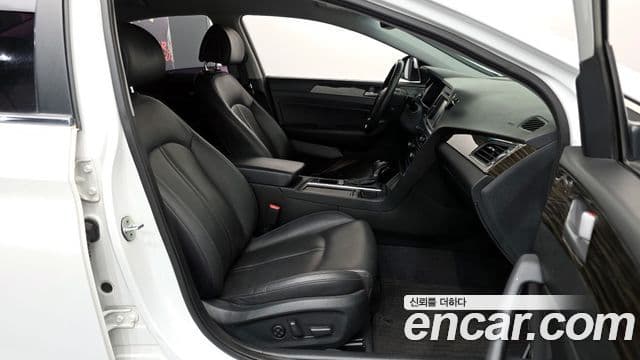 Hyundai LF Sonata 1.7 дизель Smart, 2016 11