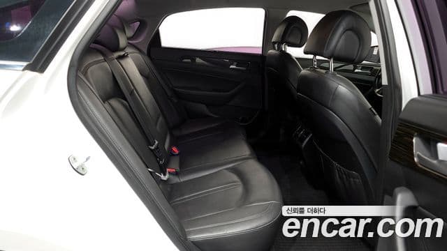 Hyundai LF Sonata 1.7 дизель Smart, 2016 12