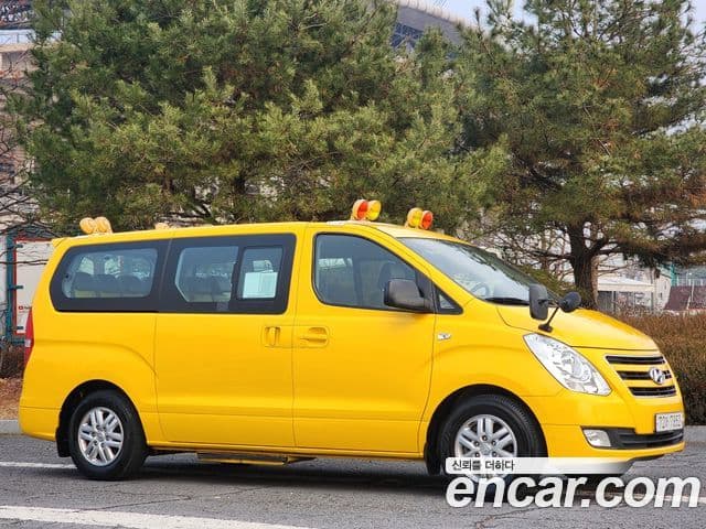 Hyundai Grand Starex детский перевозочный автомобиль, 2017 4