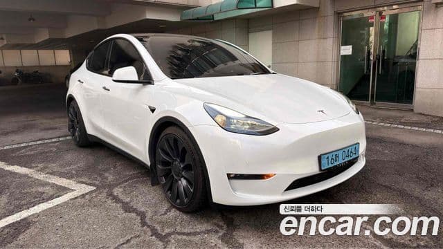 Tesla модель Y performance, 2022 2