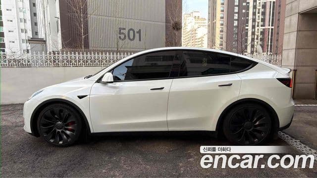 Tesla модель Y performance, 2022 8