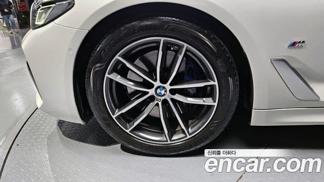 BMW 5시리즈 (G30) 520i M Sport, 2022 все фото