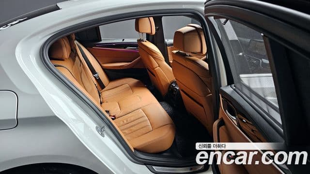 BMW 5시리즈 (G30) 520i M Sport, 2022 12