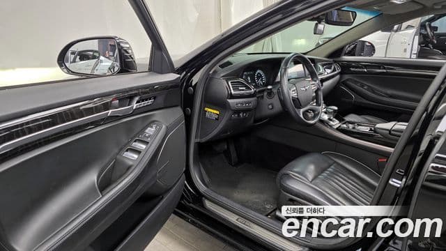 Genesis EQ900 Prestige, 2016 10