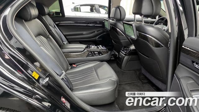 Genesis EQ900 Prestige, 2016 12