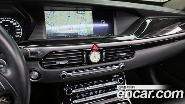 Genesis EQ900 Prestige, 2016 14