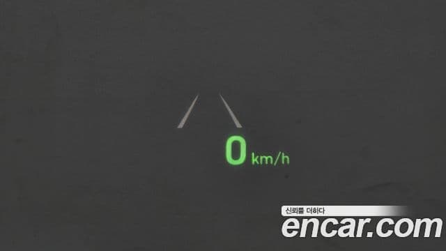 Genesis EQ900 Prestige, 2016 19