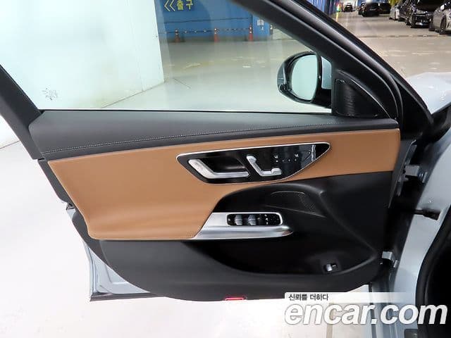 Mercedes-Benz E-класс W214 Avantgarde, 2025 14