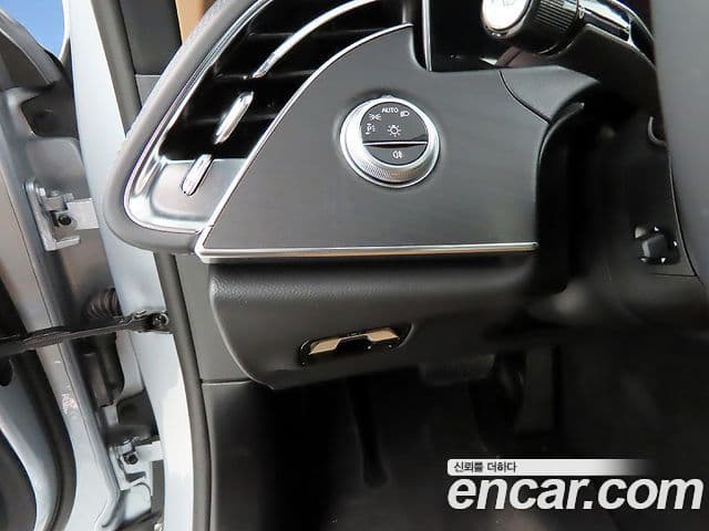 Mercedes-Benz E-класс W214 Avantgarde, 2025 15