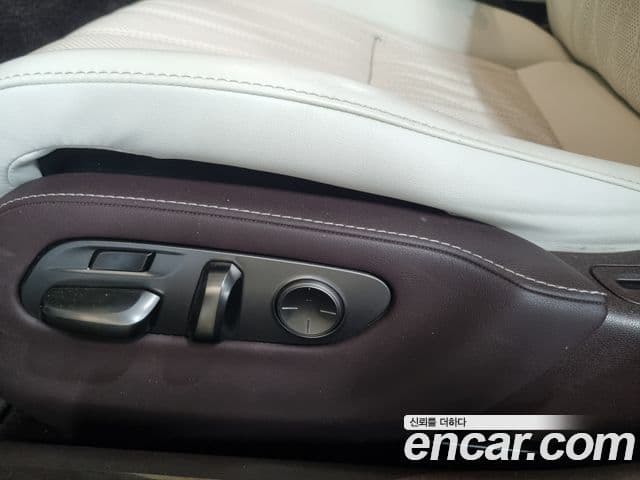 Lexus LS500 5세대 3.5 Platinum AWD, 2020 13