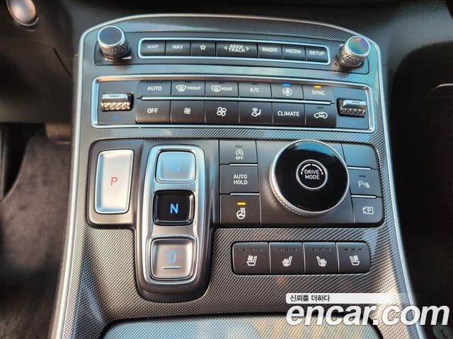 Hyundai The / новый New Santa Fe Exclusive, 2023 17