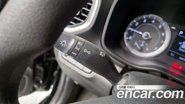 Hyundai Venue 1.6 Smart, 2021 18