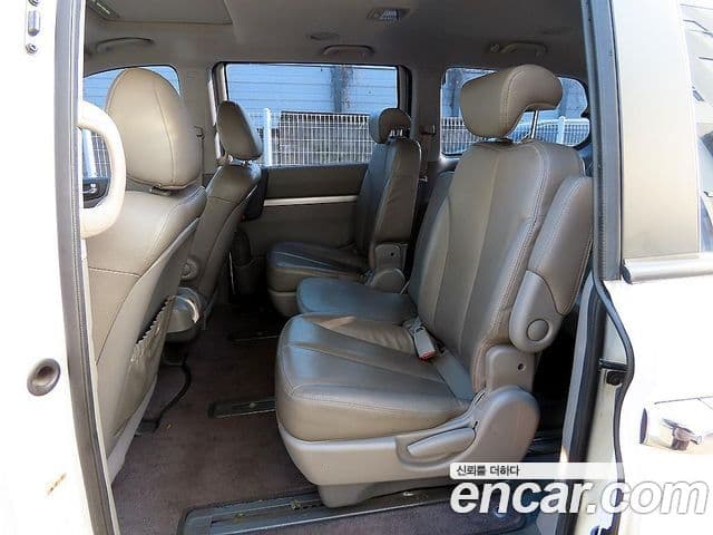 Kia Carnival R Premium, 2013 6
