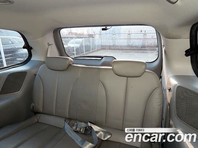 Kia Carnival R Premium, 2013 7