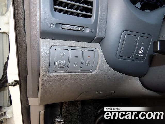 Kia Carnival R Premium, 2013 13