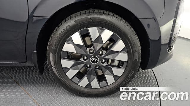 Hyundai Staria Inspiration, 2022 все фото